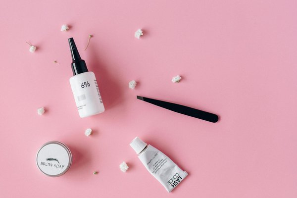 Wie kann man mit limitierter Garderobe vielseitige Looks schaffen?